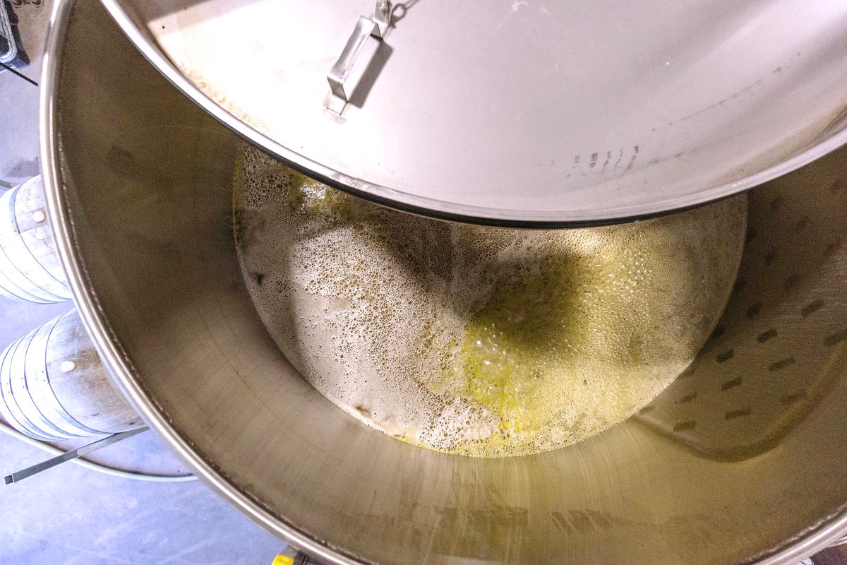 Bench 1775 Winery tweet media