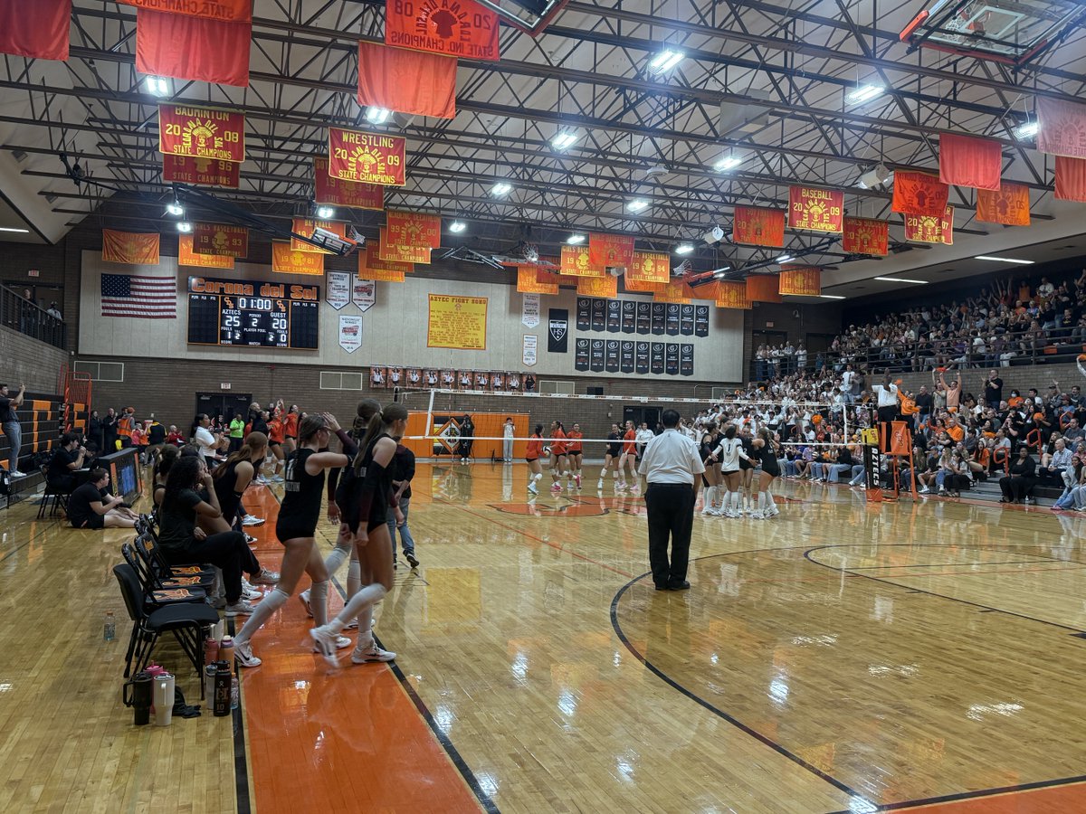 AaronFrana's tweet image. ⁦@CoronaDelSolVB⁩ takes the 2nd set! #Aztecs