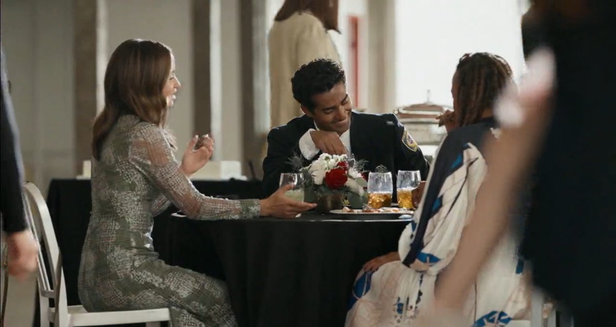 i just know the gossip was so good at that table #911onabc