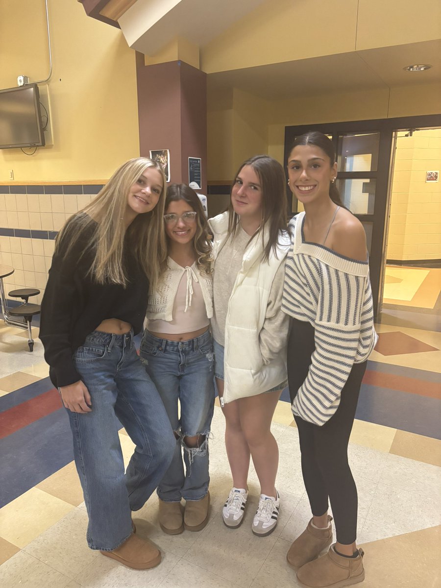 Miss LaMarca tweet media