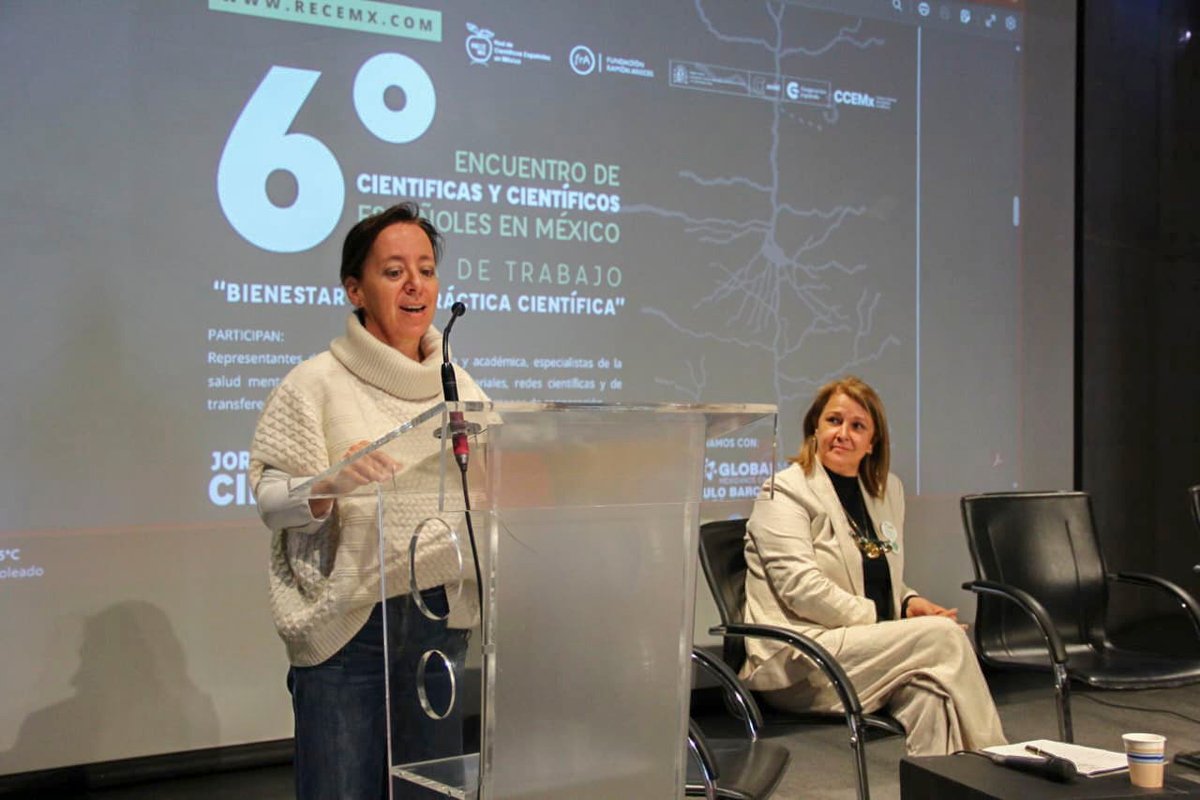 ccemx's tweet image. 🔬 En representación del Embajador de España en México, Juan Duarte Cuadrado, la consejera cultural y científica, Eva de Mingo Nieto, inauguró las Jornadas de Ciencia 2025, una iniciativa de RECEMEX que reúne a la comunidad científica para fortalecer los lazos entre España y…