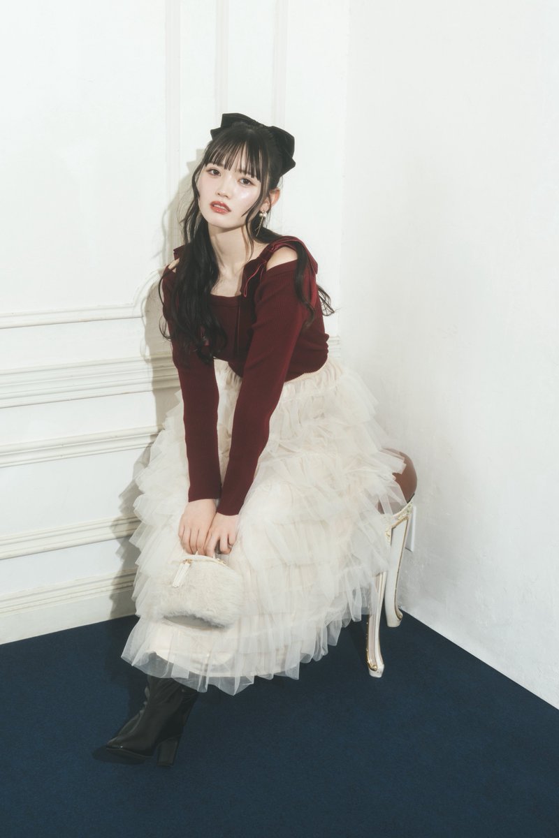 ✨🪞GRL x 真鍋凪咲🪞✨ #GRL 冬モデルとして #CUTIESTREET が登場