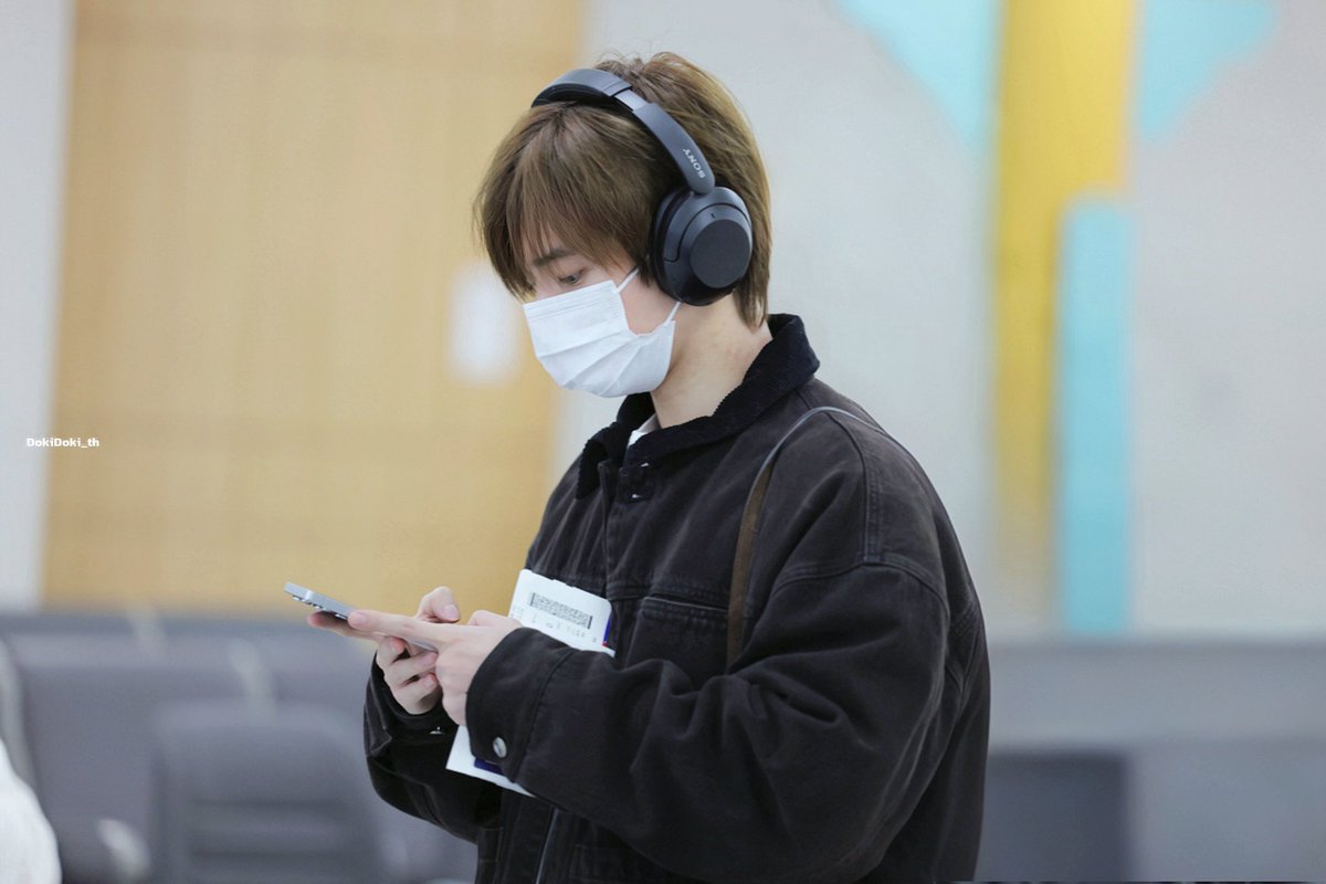 OX1KAI's tweet photo. 2019                                                           2025 https://t.co/2MhU39AwDX