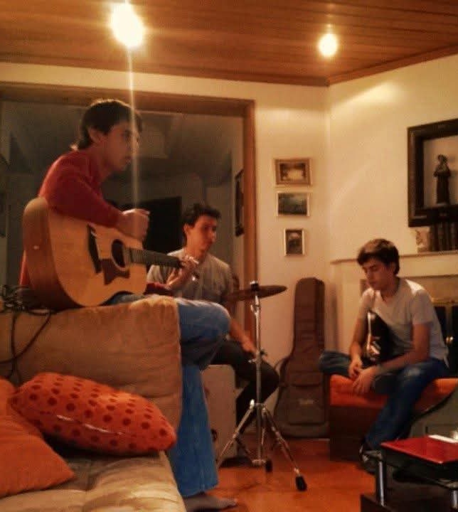 GwenIza_'s tweet photo. Cómo empezó   ///  Cómo sigue

Simplemente Morat https://t.co/RRh72TWh3Z
