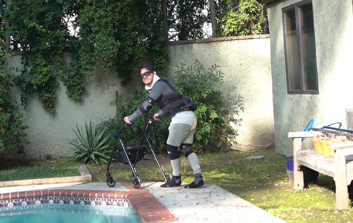 _lady_raziel's tweet image. memento mori unus annus we used to have real content on the internet. we used to be a real country.