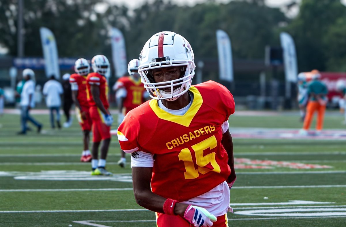 After a good talk with coach <a href="/_CoachLou_/">Djuan Louviere (Coach Lou) 🇭🇹🏴‍☠️</a>, I’m honored to receive my first official offer from Community Christian College! 🟡🔴🗡️Thank you Coach for the offer. Truly grateful for the opportunity! #AGTG