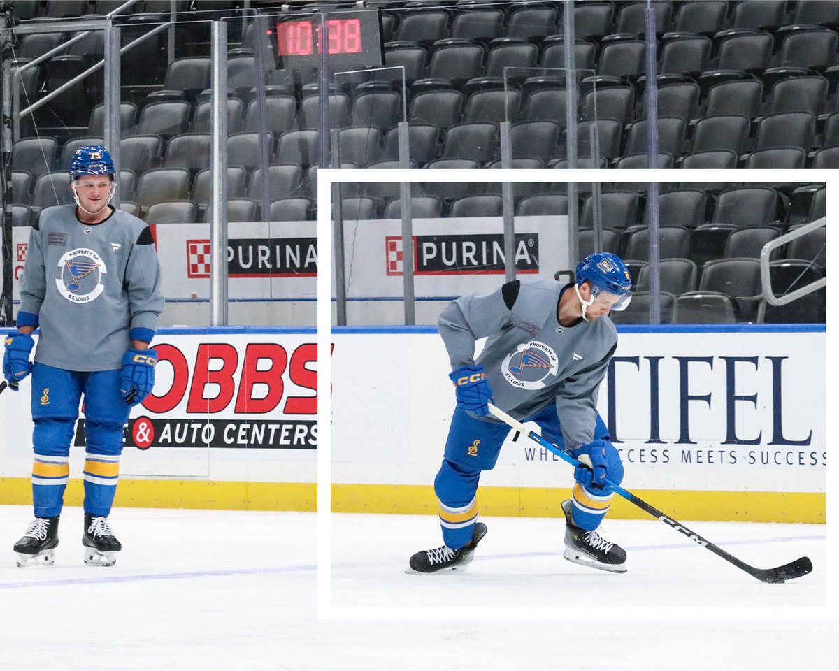 TylerMFTucker's tweet image. Get you a man that looks at you the way Tyler Tucker looks at his teammates #stlblues