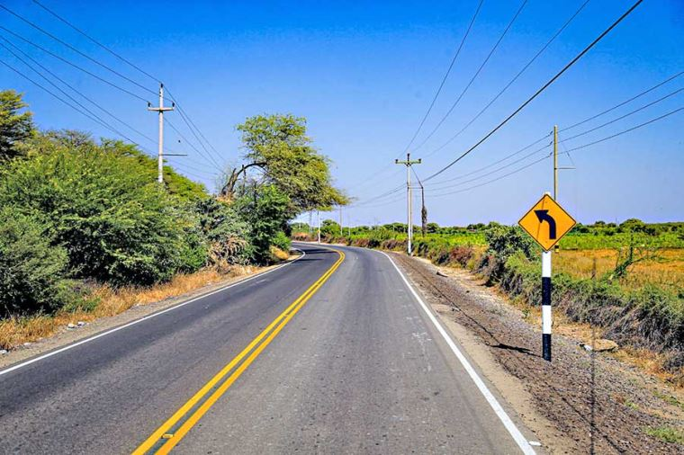 JJ_CONSULTORES's tweet photo. MTC ejecutará 6,900 km. de carreteras en 12 departamentos para mejorar conectividad regional          https://t.co/3nK1AzoycB https://t.co/W91VPWR0uU