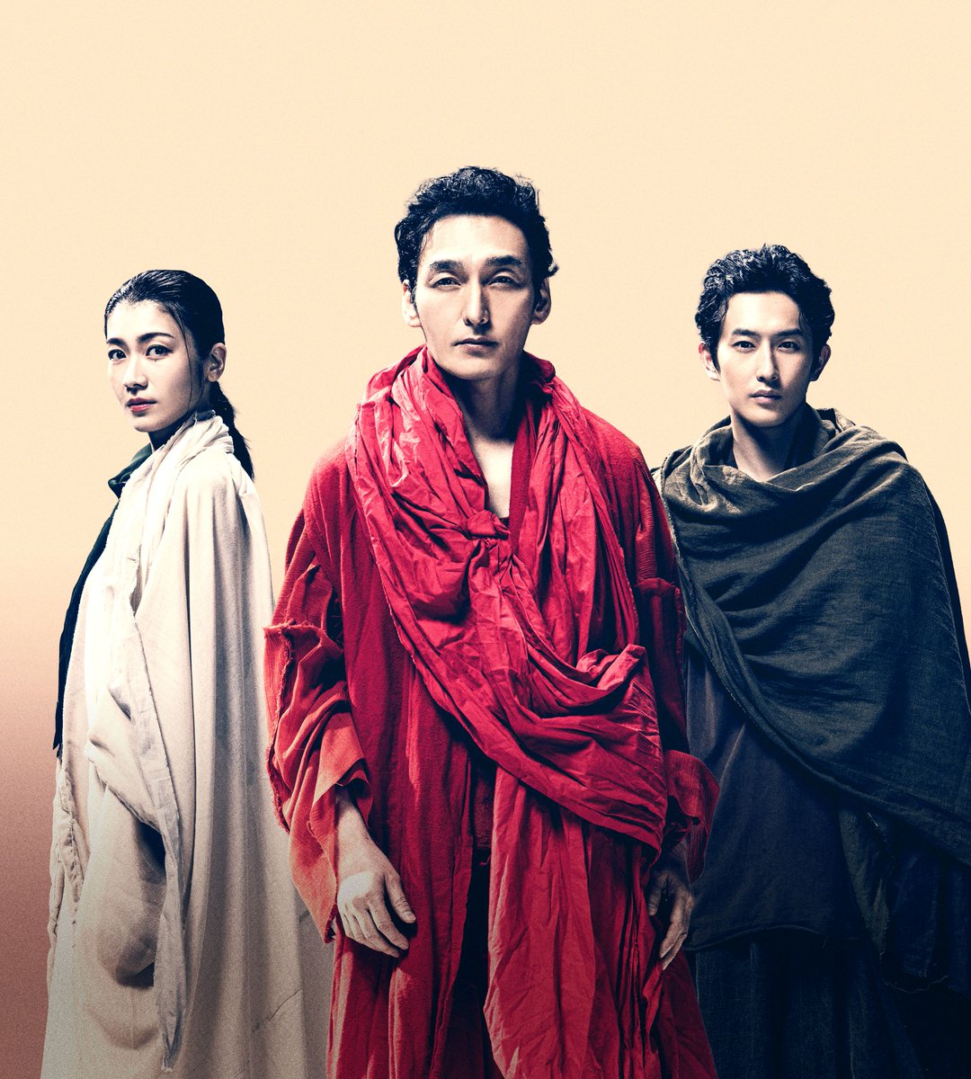 シッダールタ　草彅剛　グッズ　ダンボールニット 草彅剛主演『シッダールタ』東京で開幕 満員御礼の初日公演