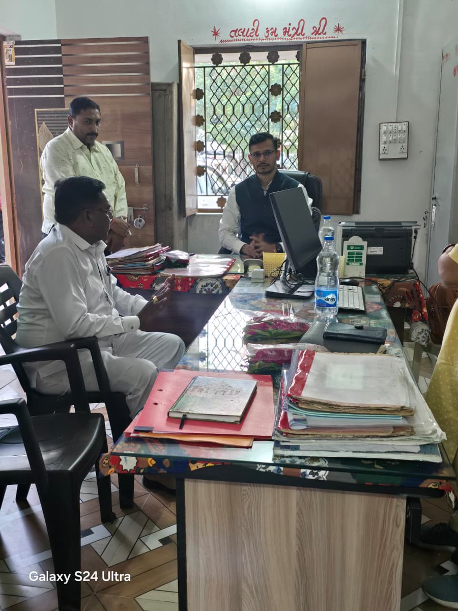 આજ રોજ અમારી રીંછવાણી ગ્રામ પંચાયત ની <a href="/CollectorGodhra/">Collector Panchmahal</a> સાહેબ શ્રી એ મુલાકાત લીધી.
#godhra 
#panchmahal 
#ઘોઘંબા