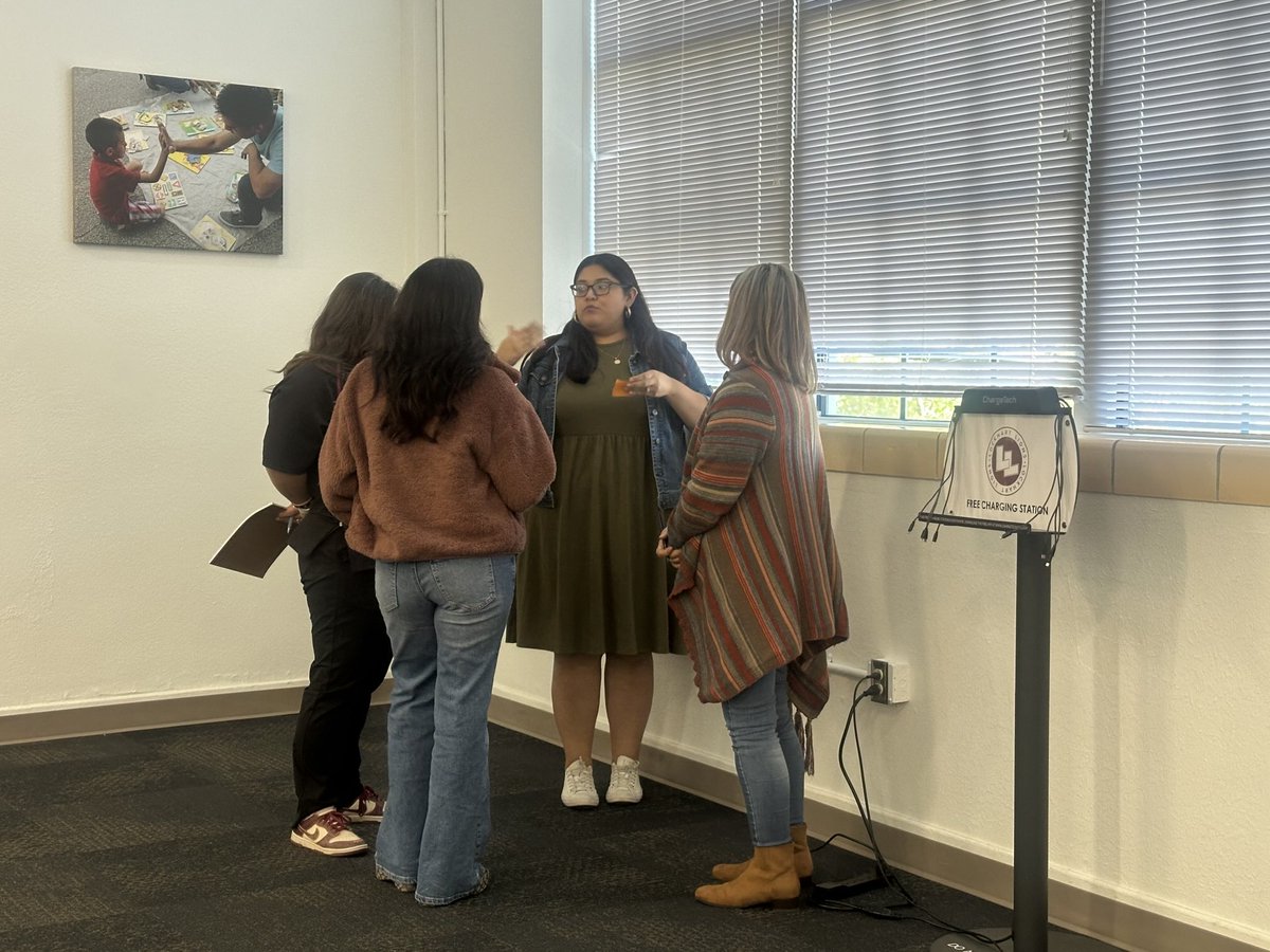 stepharillo's tweet image. Great day of learning today for our future Lever Leaders⁩! Learning about growing others and understanding the leadership shifts one needs to make to step into this role. The future is looking bright ⁦@LockhartISD⁩! #UnlockingPotential ⁦@DuboiseTyree⁩