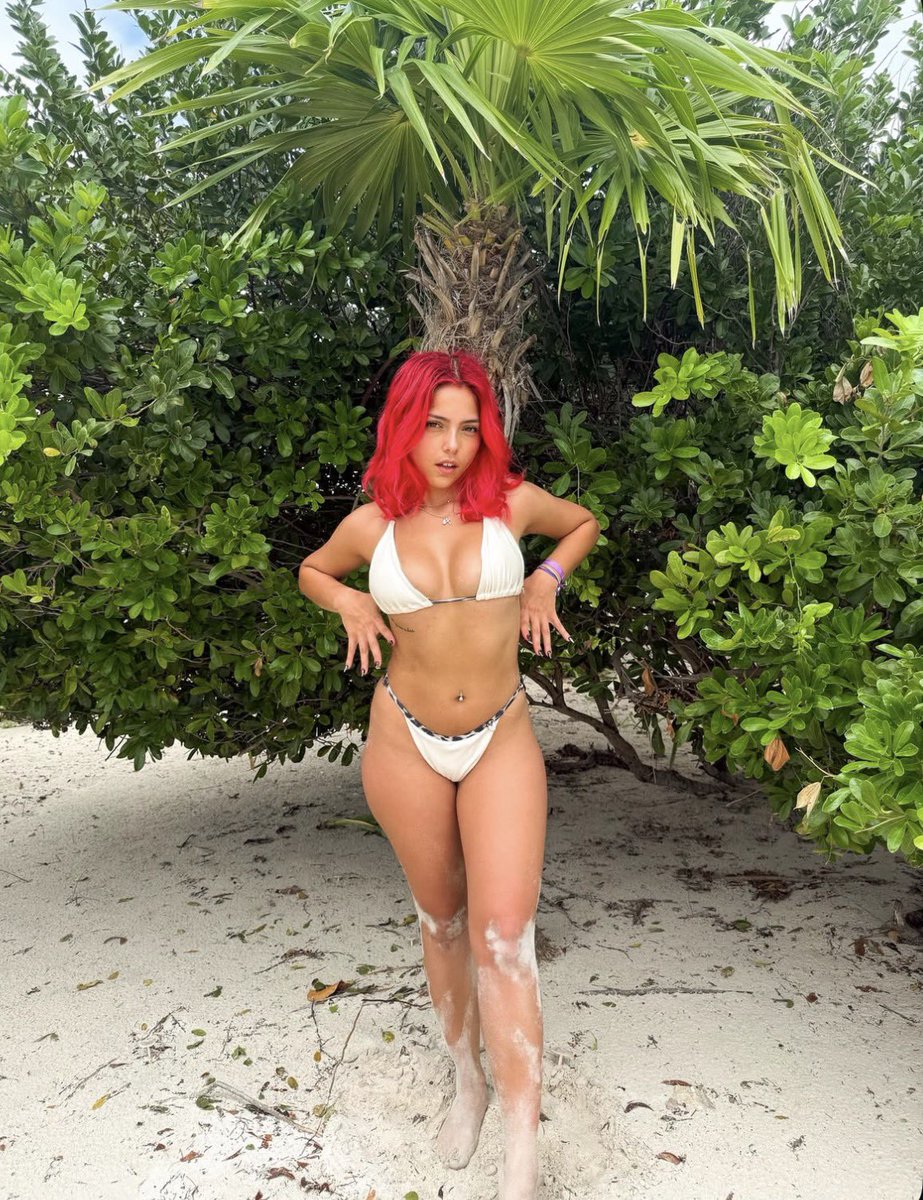 valengsources's tweet image. “MEXICO LINDO 🇲🇽🌮🌯⭐️🧚🏻‍♀️”

⭐️| valentinag vía Instagram post