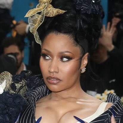 barbiebqluv's tweet image. literally nobody is checking nicki minaj in the face category