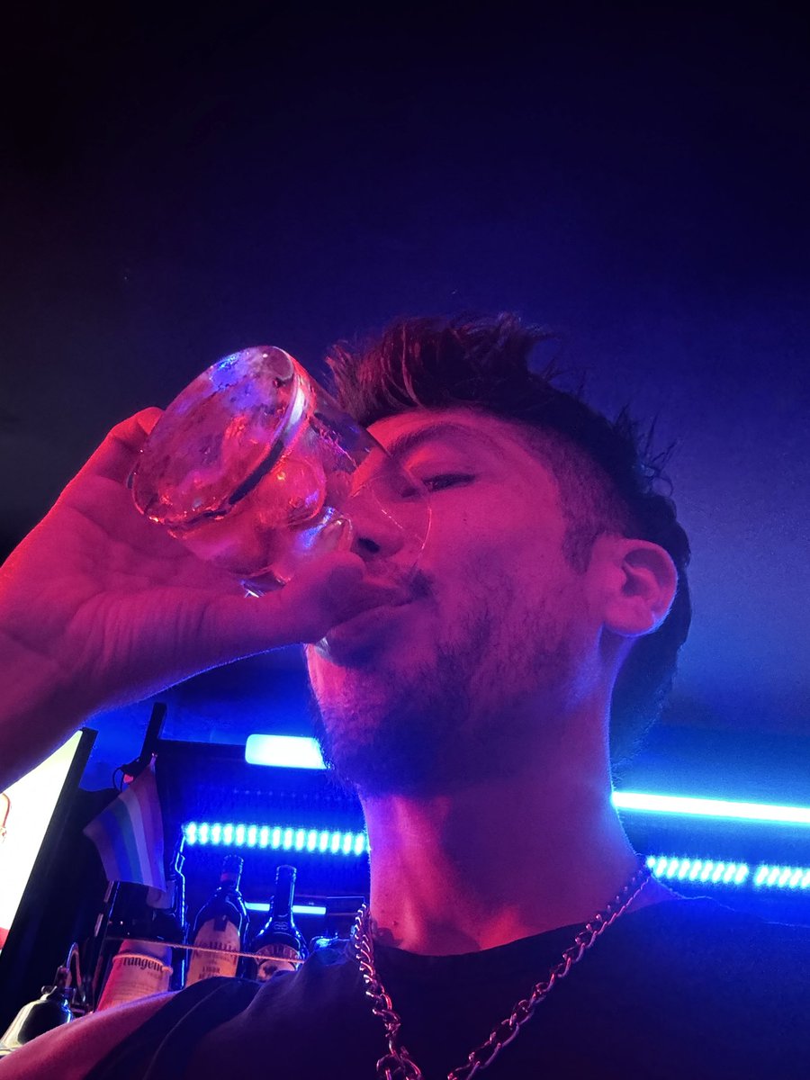 Yapo invítenme un trago 🥃