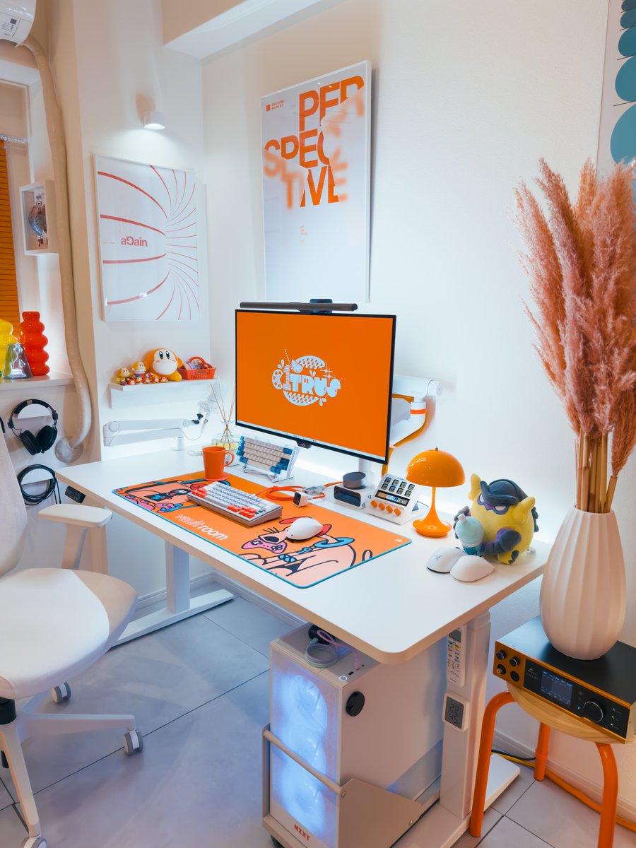 oyasumiiii08's tweet image. #PR #FlexiSpot
僕がE7Hと天板を愛用している、FlexiSpotさんのブラックフライデーセールが本日より開始します！

セール価格で購入可能な他、キャンペーンも実施されるそうなので是非～👊

🍊リンク(2025年11月14日（金）10:00 ～ 12月1日（月）23:59)
flexispot.jp/blackfriday