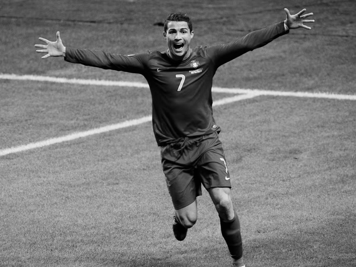 فات الي فات وداوينا الجرح وقلنا ياقلبي توبه ..