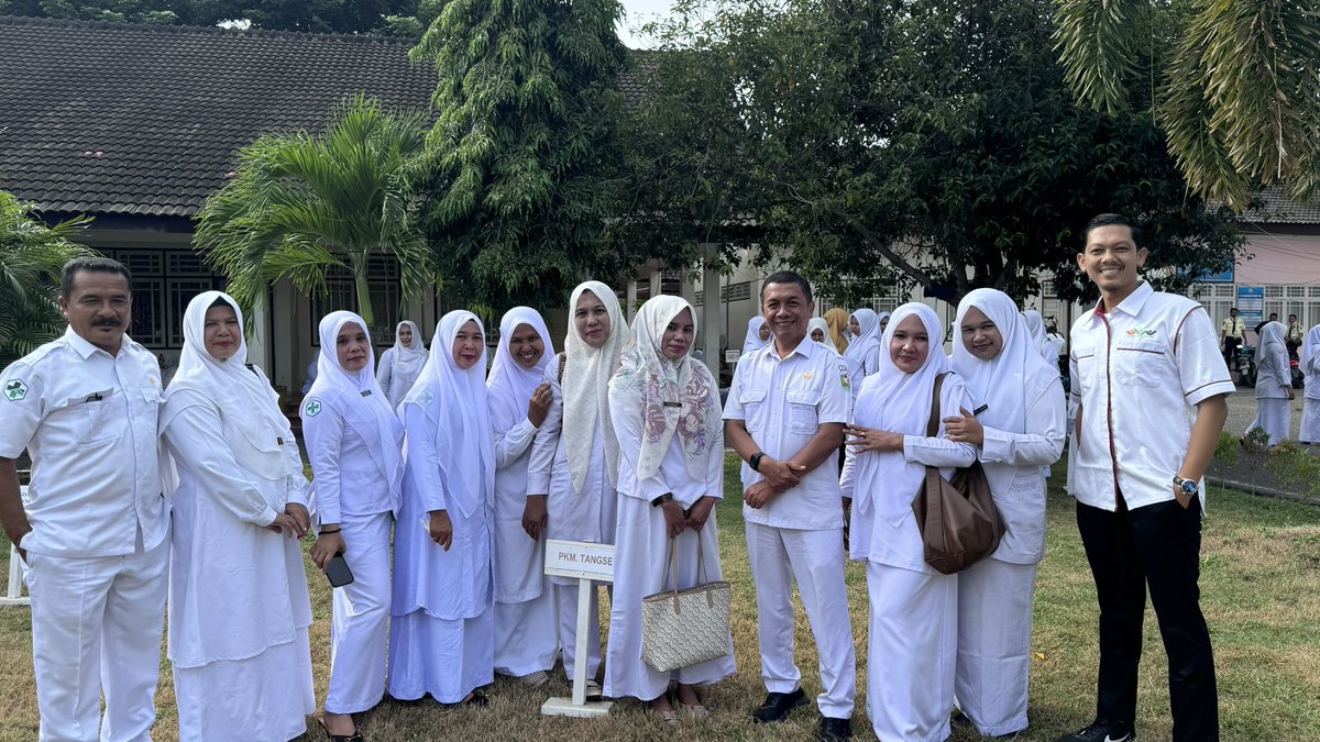 mulyadiage's tweet photo. Hari Kesehatan Nasional ke 61 Dinkes Pidie https://t.co/n9JaVtRSaN