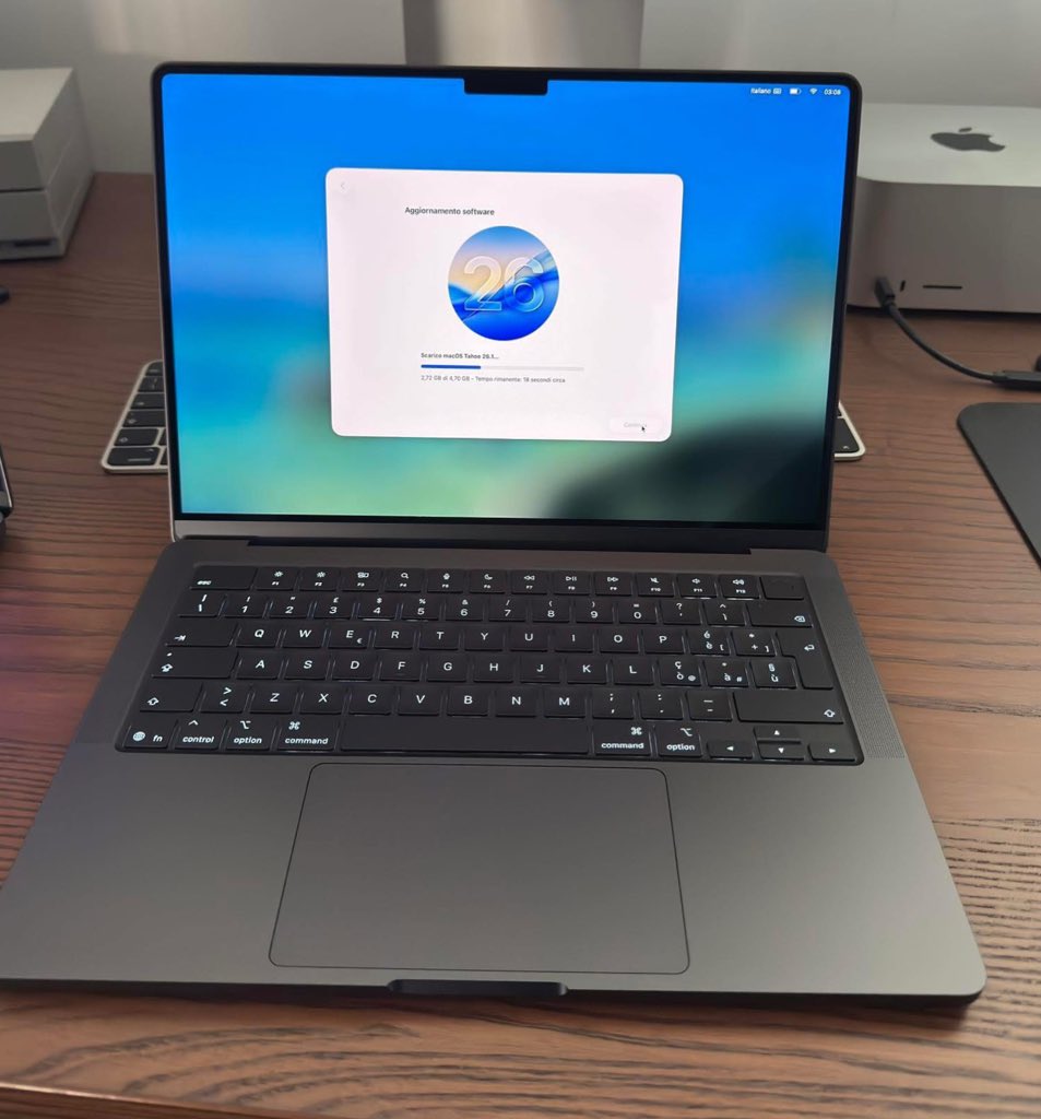 hfz_rana's tweet image. Just upgraded to the MacBook Pro M5 to boost my Flutter dev workflow.
Faster builds, smoother performance — ready for the next level. 🚀💻
#MacBookPro #M5 #FlutterDeveloper #VerionyxSolutions