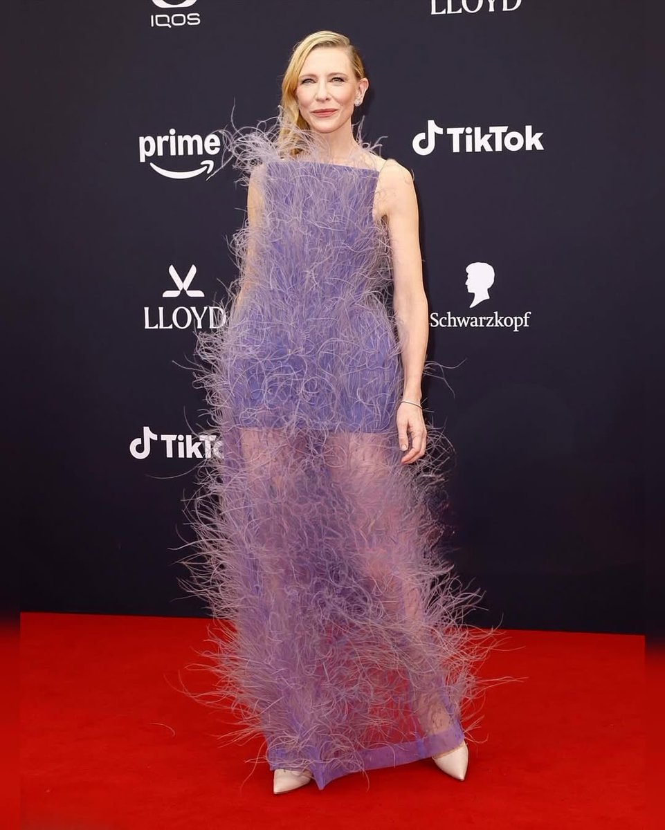 izzah_vl's tweet image. cate blanchett wearing the final look from stella mccartney ss&apos;26 at the bambi awards 2025 in munich.