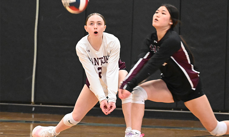 CollinsvillePrs's tweet photo. Seeking first state championship in girls volleyball, No. 10 Canton to challenge No. 1 seed Coventry on Friday night in Class S championship game at SMSA at 4 p.m. https://t.co/yVj4lVqAmy #ctvb https://t.co/aAuiGWqOzu