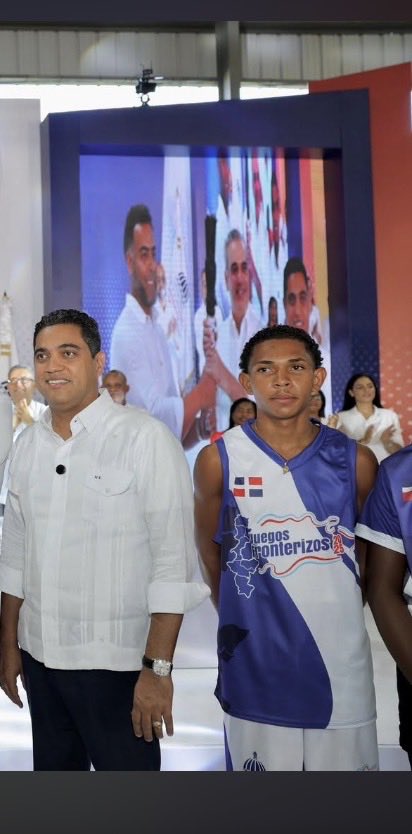 MEnfoque's tweet photo. A los coordinadores de las 14 disciplinas y personal apoyo en Montecristi que participaron en los juegos Fronterizos no le ha pagado. Kelvin pa cuando. @miderec_rd https://t.co/fEpU3FIfml