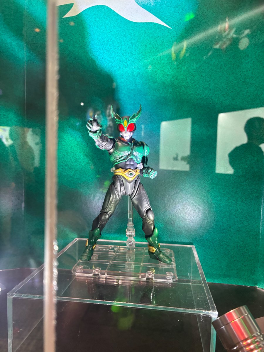 掘り出し」shf真骨彫規格カスタム 仮面ライダーギルス 掘り出し」shf真