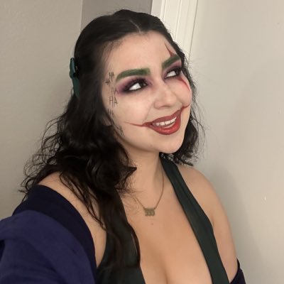 NotFreakyNat's tweet photo. #Halloween https://t.co/BAjIbpzRoi