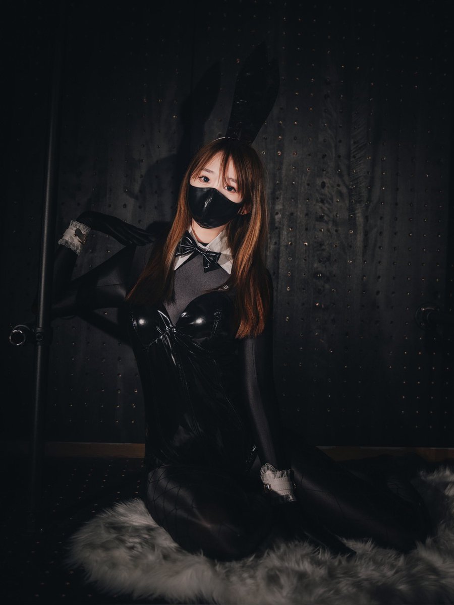 不要摸兔兔的耳朵哇……

📷：<a href="/MakkuroFilm/">可羅菲林 Kurofilm</a> 

#兔女郎