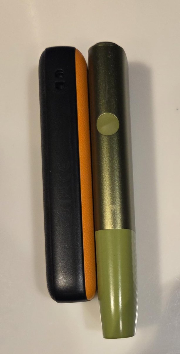 #お客様の声 
日が経ったシケモクも吸える！多機能
オアシスパール吸ってます。 最近一本で二度吸えると言いつつ二回目は苦手くて不味かったりそもそもシケモクは吸えなかったりする商品があったりしますがこれはちゃんと一本で二回吸えます！ レザー風のデザインもよく軽量で多機能、進化を感じます。