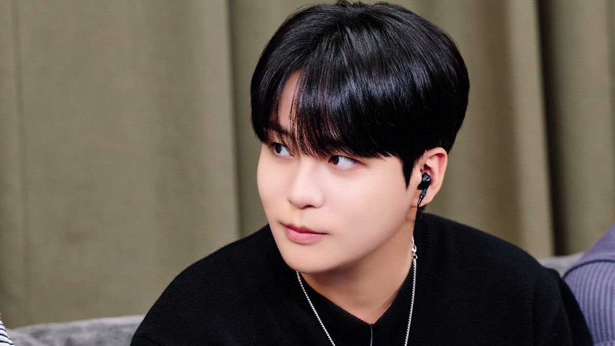 ワールドツアーの密着やバラエティ企画と
盛り沢山の放送をお楽しみに🤭

#SAN  #MINGI  #WOOYOUNG #JONGHO