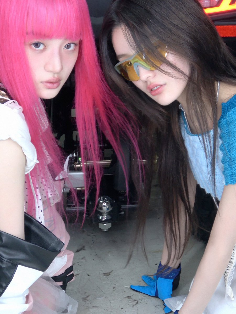 ro4klub's tweet photo. 사이코같은 아포칼립스 속 롱슈 처하자... https://t.co/2huMnTkJpV