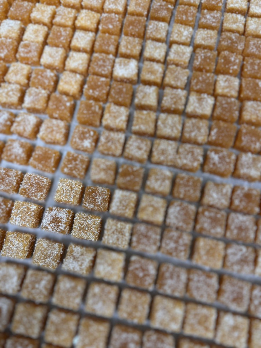 torantoroa33's tweet image. 冷凍配送のクリスマスケーキのご予約を11月21日20時から開始させていただきます🎄
宜しくお願いいたします