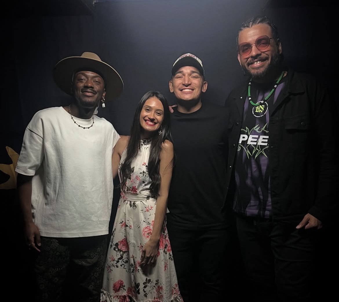itsunshinez's tweet photo. O motivo do meu choro aqui, esses 3 aí…
Vocês são feras, vocês são incríveis, são perfeitos sozinhos mas juntos vocês nos ensinam o significado de amizade! Valeeeuuuuuu djoniii, mestrin e jp!! https://t.co/vW6asITfDi