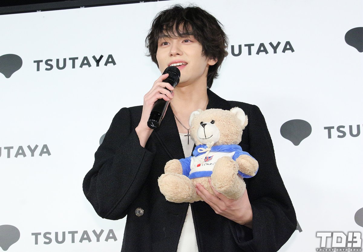 山下幸輝、今年を漢字一文字で表すなら“大”
「自分を見せられる場が拡大した1年だった」

＜1st写真集『Lovender』発売記念会見＞

▼詳細はこちら
talent-databank.co.jp/special/topics… 

#山下幸輝 #山下幸輝1st写真集 #Lovender
<a href="/qpitdef/">山下幸輝official</a> <a href="/coki_yamashita_/">山下幸輝1st写真集「Lovender」【公式】</a>