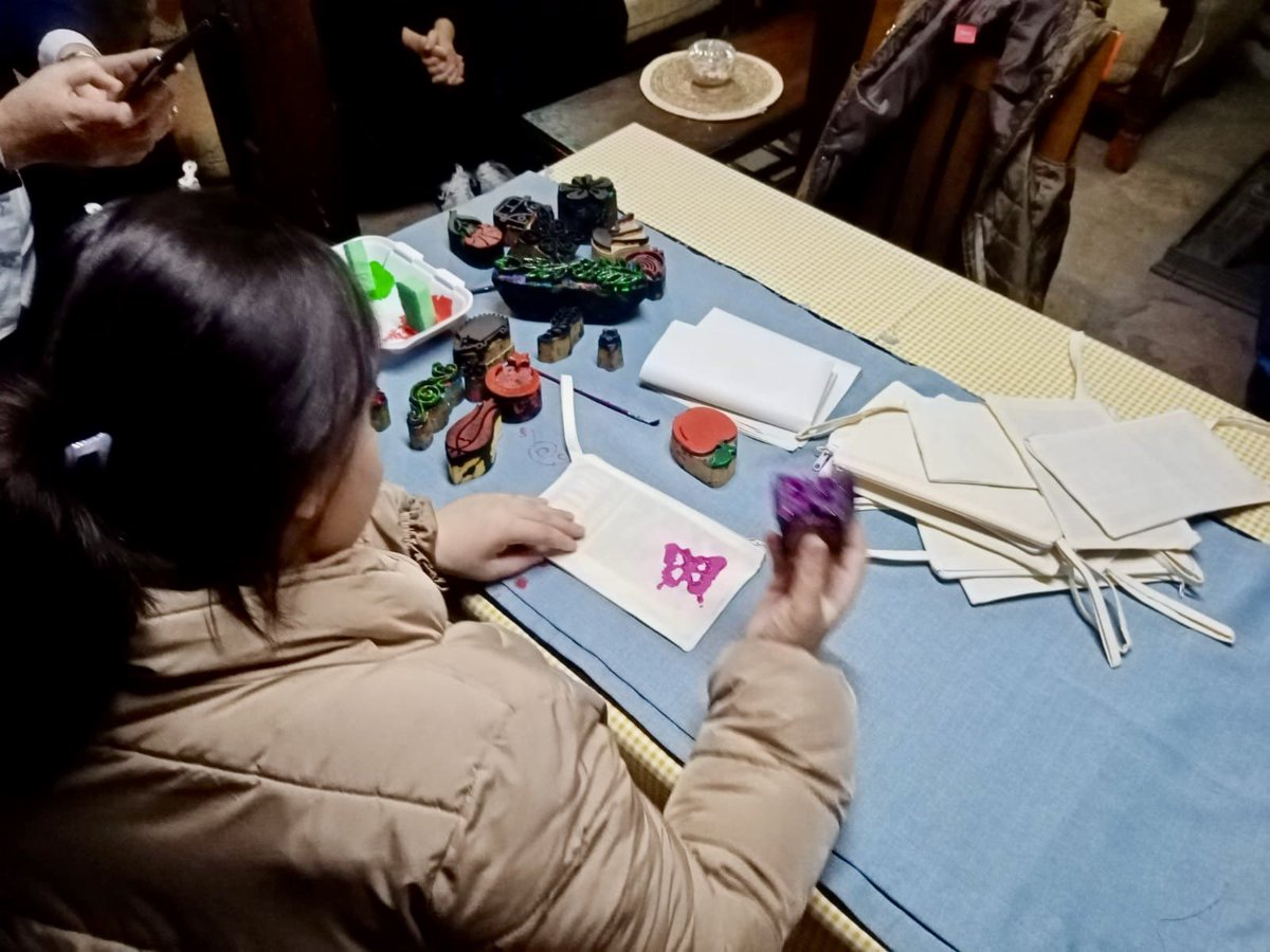 🏛️ Çocuklarımızdan Tarihin Kalbine Yolculuk

İl Müdürlüğümüze bağlı Çocuk Evleri Sitesinden hizmet alan göz bebeğimiz, çocuklarımız, Taşköprü’nün tarihi mirası Pompeiopolis Antik Kentini ziyaret ederek unutulmaz bir gün geçirdiler. 🏛️✨

instagram.com/p/DRB35AGCLoO/…