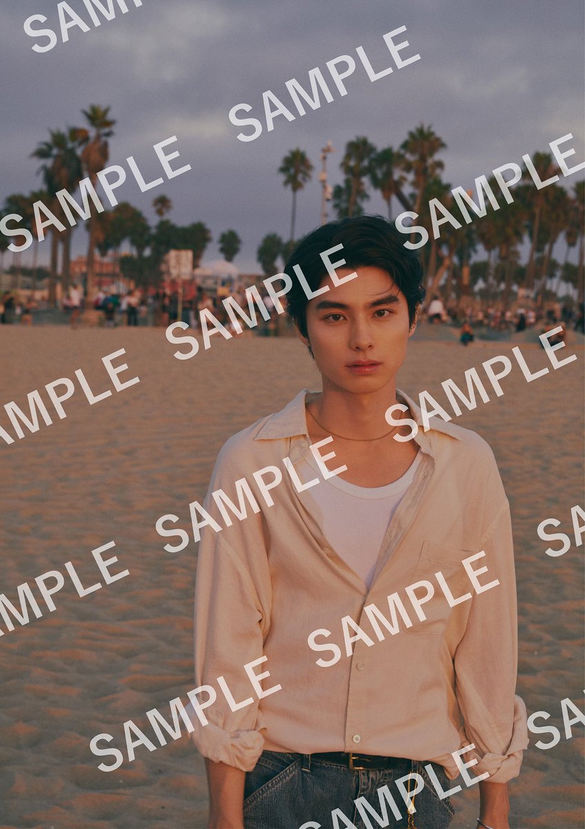 響矢くんの写真集とポスター届くの楽しみ♪ 額縁用意して待っています