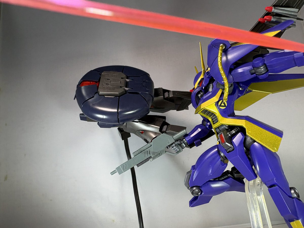 daizenga's tweet image. #ROBOT魂 #機甲戦記ドラグナー

アッシマーとリゼル探してたら
ファルゲン・マッフ
出て来たので撮影📷✨

オリジナル世界観では
初期の制空権を維持し続けたMA

Z系が完成するまで
鹵獲したアッシマーと共に戦い続けた

しかしコストが高く
乗りこなせるパイロットも少なく
主力には選ばれなかった…