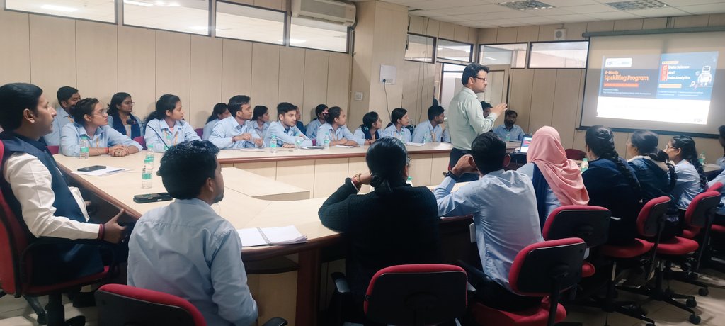 STPILucknow's tweet photo. @BIT525 @SabudhF @stpiindia @arvindtw @guptaa_sanjay @prvdwivedi #STPILucknow organized awareness session for Institutes of Training of Trainers, Lucknow wherein Computer Application trainees were briefed about Upskilling Program in Data Science & Data Anylatics, conducted by Sabudh Foundation @SabudhF in collaboration with #STPIINDIA. https://t.co/WbLnIDTVRt