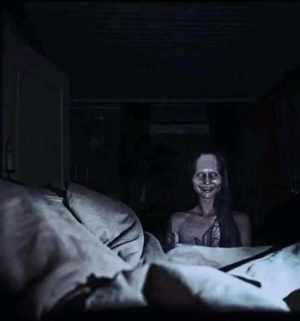 whereisrynn's tweet image. You woke up at 3:00am to this. What are you doing in this situation?