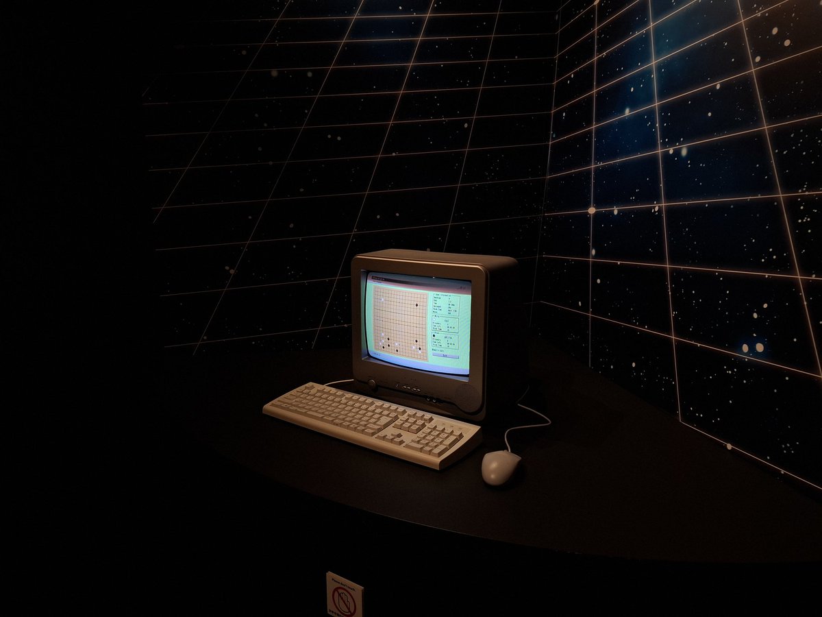 sai vs akiraがちゃんと動いてる！！

レトロPCのフリッカーエグいなぁ
PC本物なんかな？