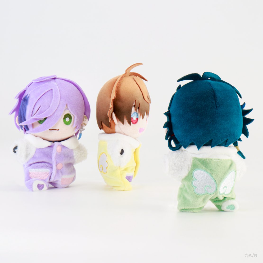 【#にじいろクローゼット 登場！】

新規グッズ『にじぱぺっと カスタマイズシリーズ』『にじぬいグッズ』
秋の夜長をゆめかわいく彩る「 #Candy_Dream 」が
11/18(火)19:00から販売開始！

#3SKM に着てもらっているのは「パジャマ」！

販売ページはこちら▼
shop.nijisanji.jp/TAG_707