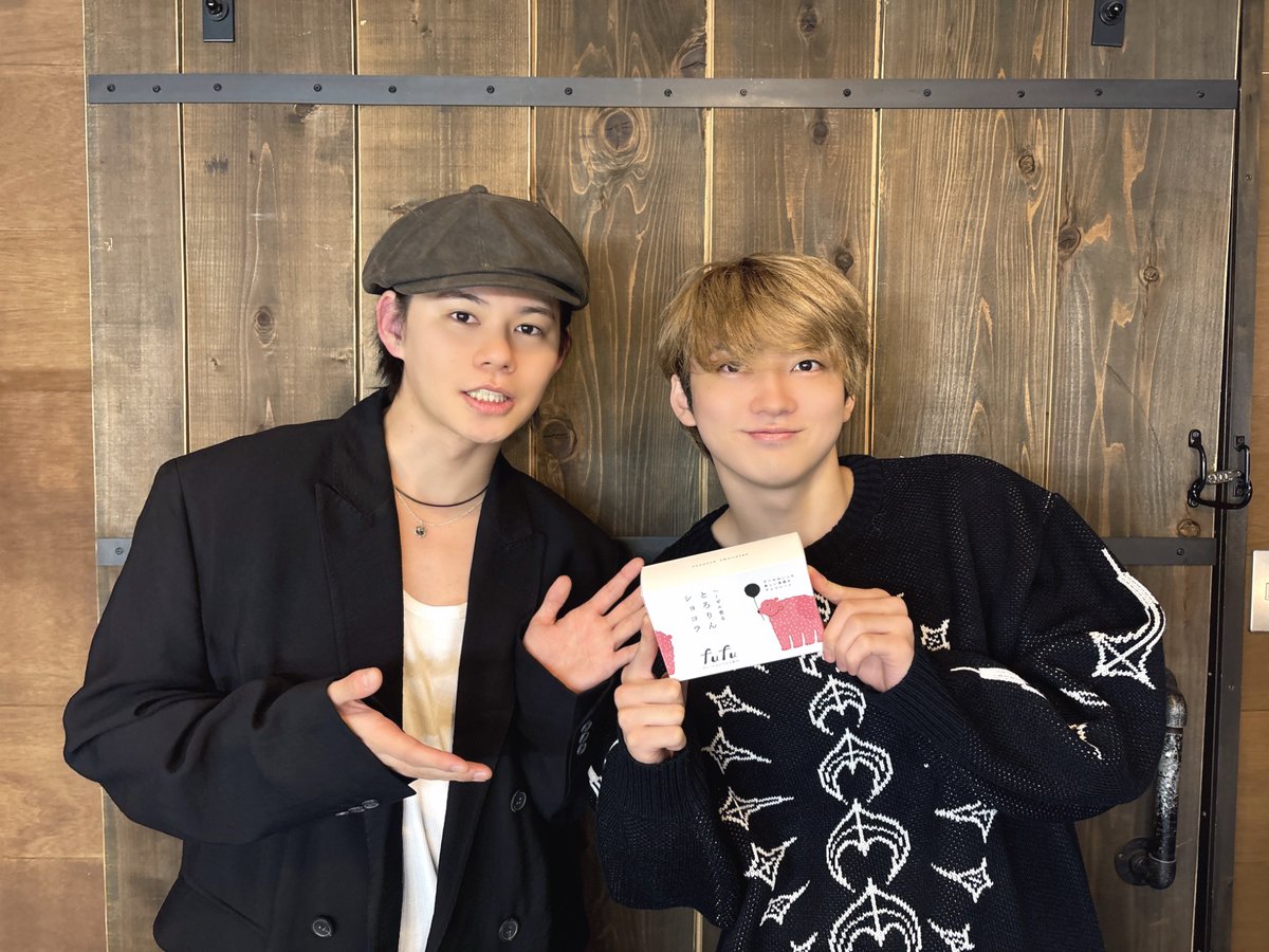 【超特急のRADIO EXPRESS】
🚇11/14(金)19:00 #FM大阪 からOA🎎

今週は #カイ #ユーキ で爆語り🫐🍓

リョウガの走馬灯はユーキの謎歌🎤〽︎
隠してもクリエイター感がでちゃう🫣
色違いミニリュウオヤブンが欲しい🐉

🎏radiko.jp/share/?t=20251…

#ちょうらじ #超特急 #MARUSHIGE