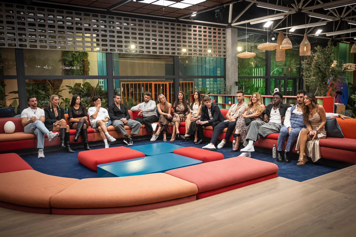 Mediaset España tweet media