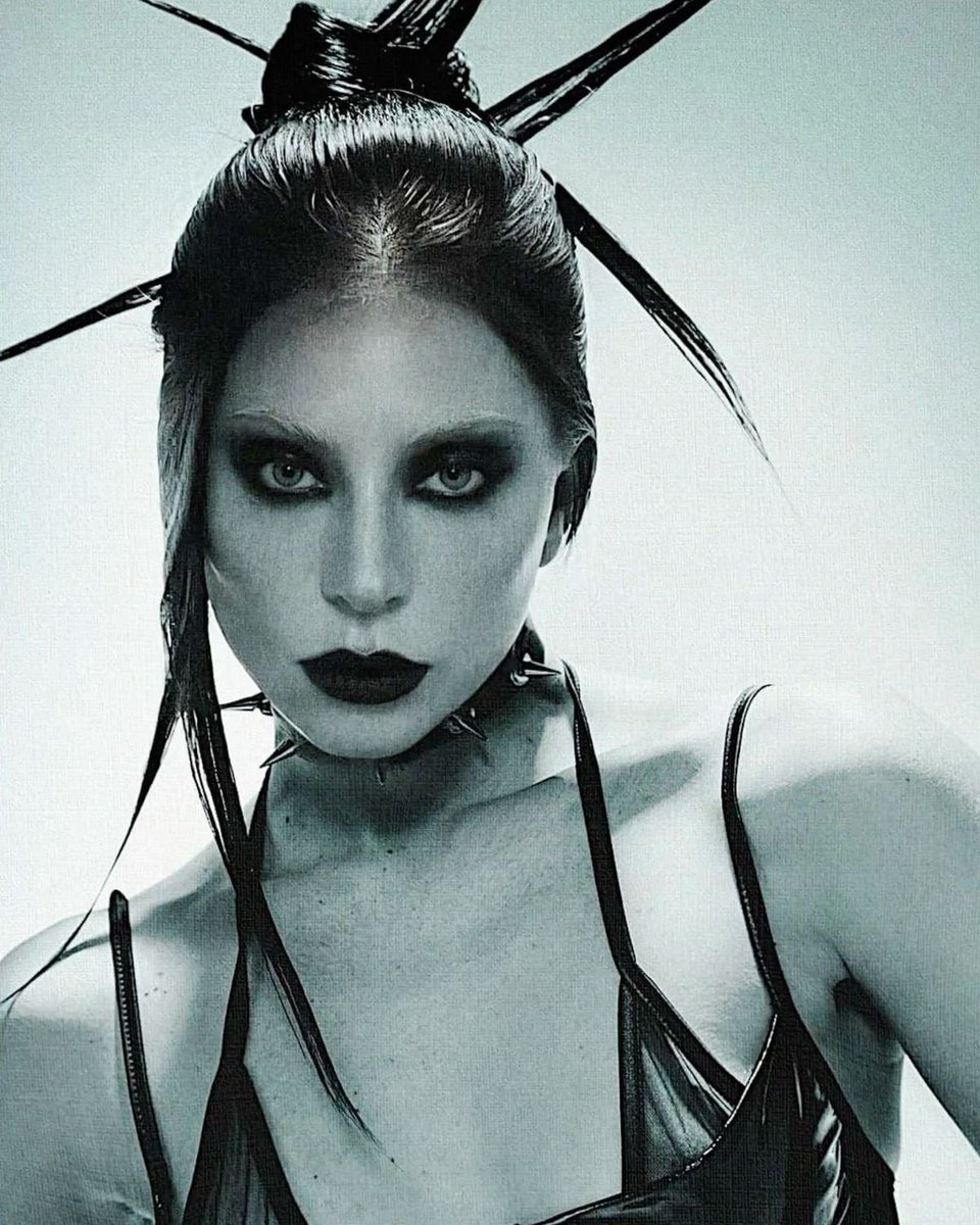 grammysInsider_'s tweet image. 🚨Lady Gaga NEW ALBUM FEBRUARY.