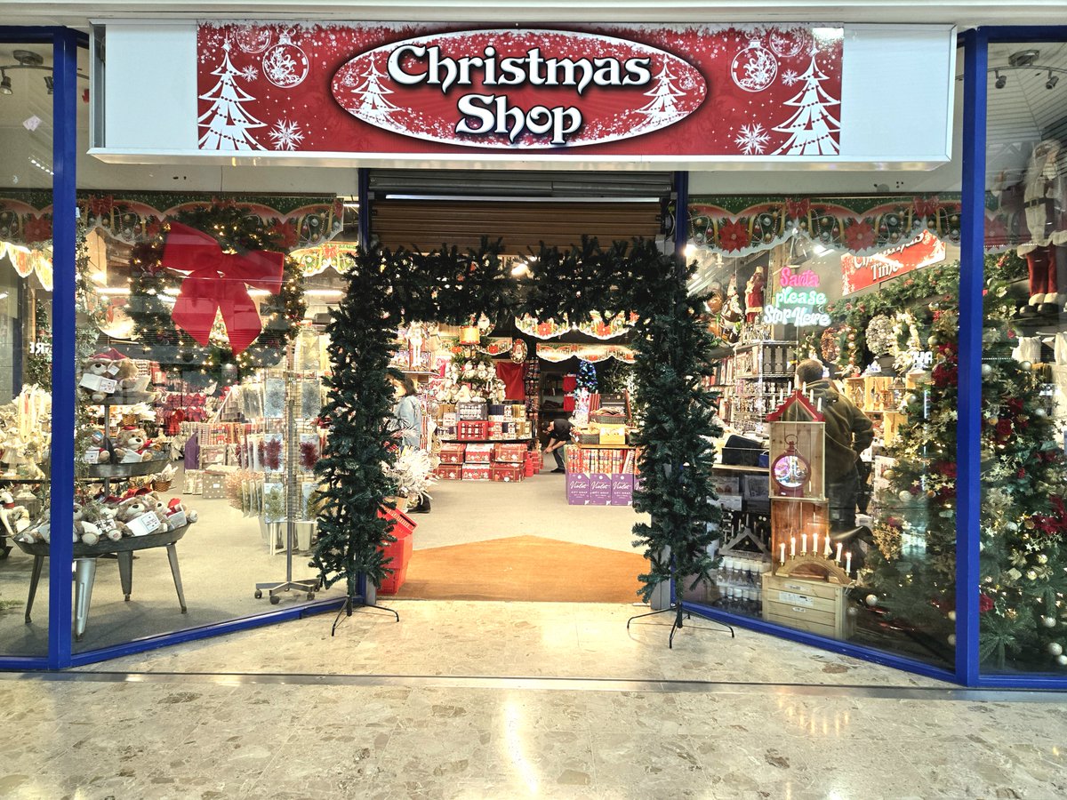 pentagoncentre's tweet photo. The Christmas Shop is OPEN! 🎉
Pentagon’s festive favourite is back — and yes… THE COOKIES HAVE RETURNED! 🍪✨

Swing by to shop decorations, gifts, accessories and treat yourself to the cookies everyone waits all year for.
Christmas starts now! 🎄💫 https://t.co/Fg020ezQ4A