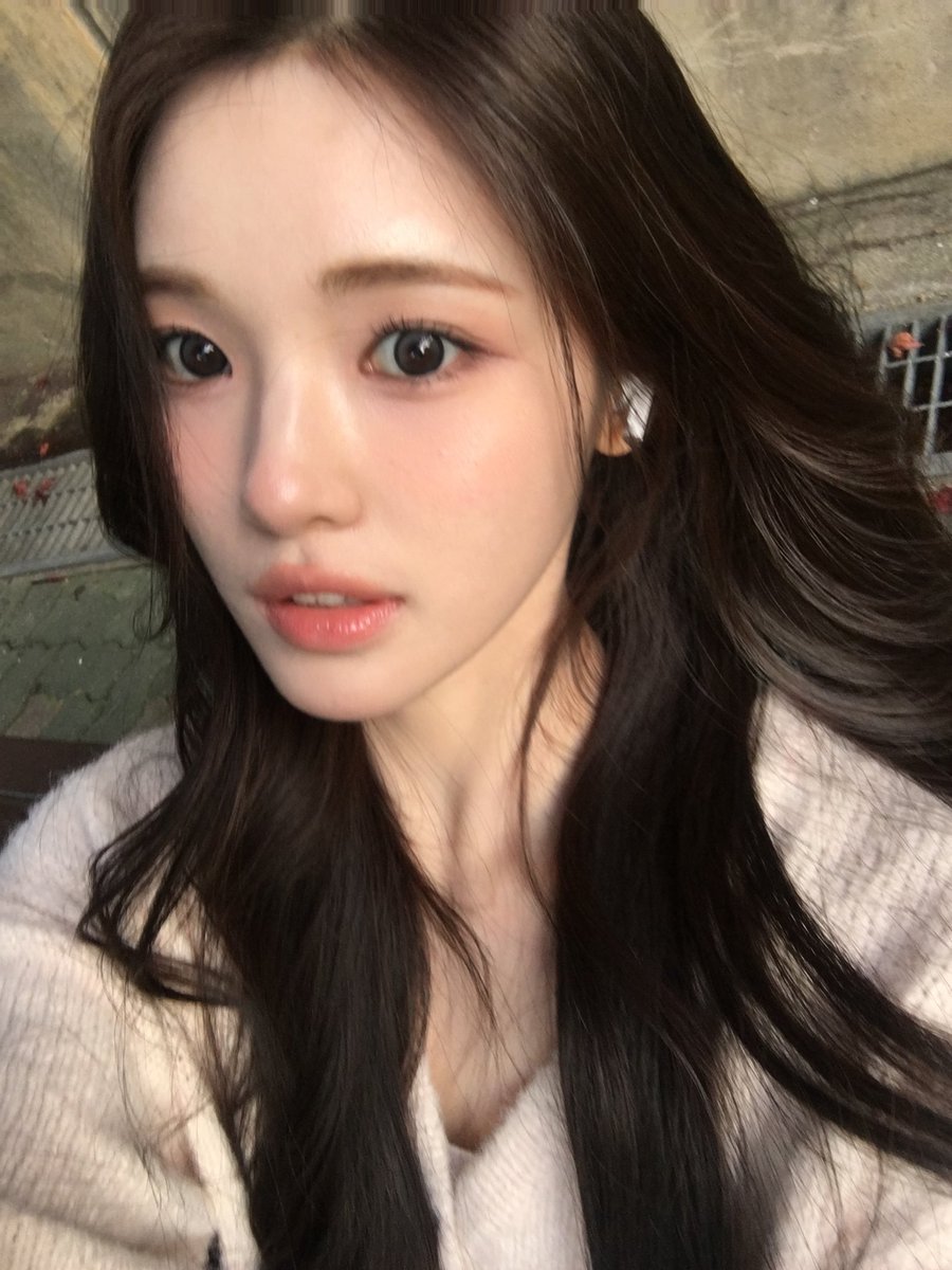 juunsupremacy's tweet photo. "cantik" kalo berwujud manusia tuh yuha https://t.co/bu0IZSk5Zs