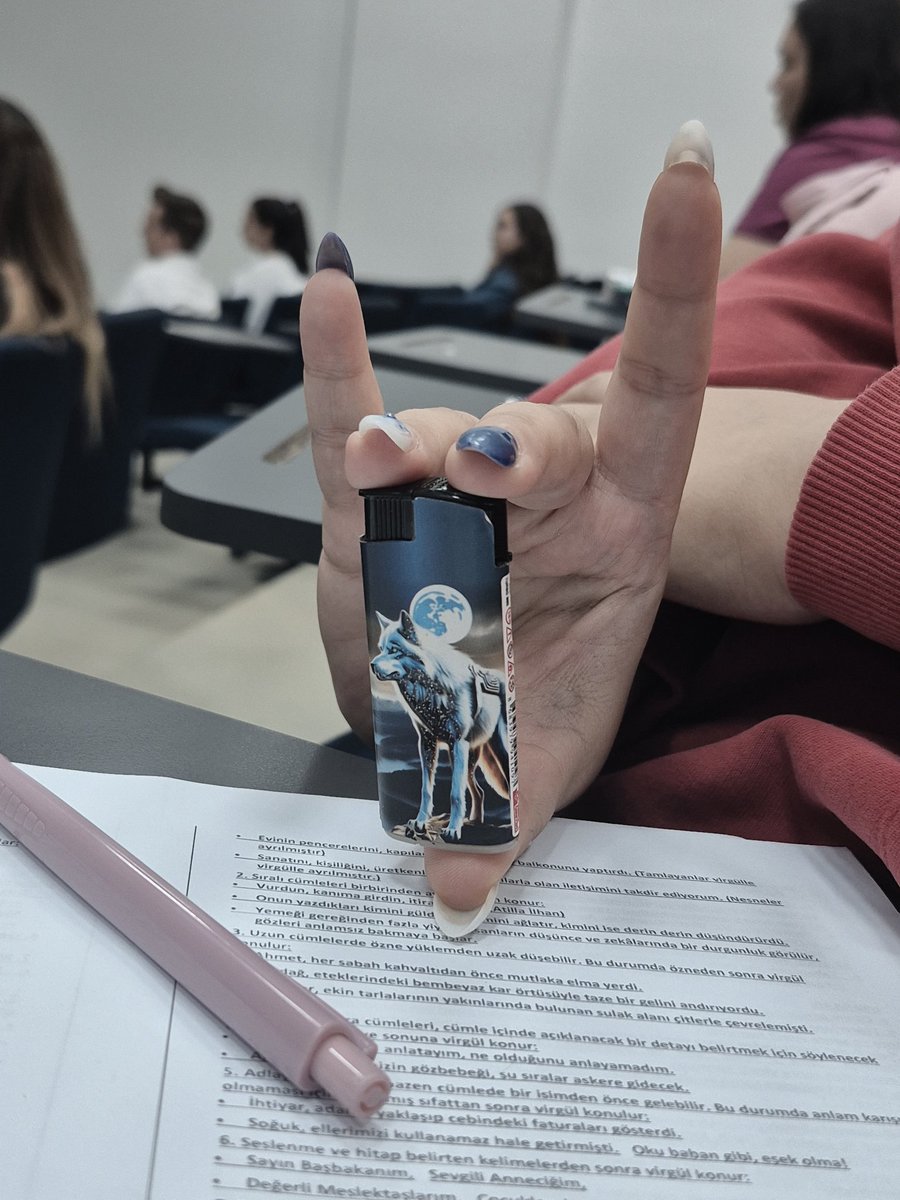 Laik atak geçirten  çakmak