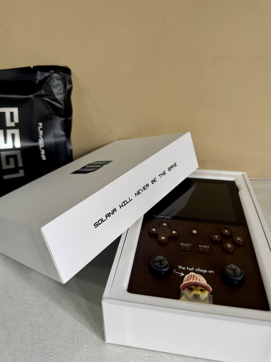 Look what I got delivered today 🔥🚀

Can’t be more happy PSG1 $WIF edition is finally here 😮‍💨🔥

$play season