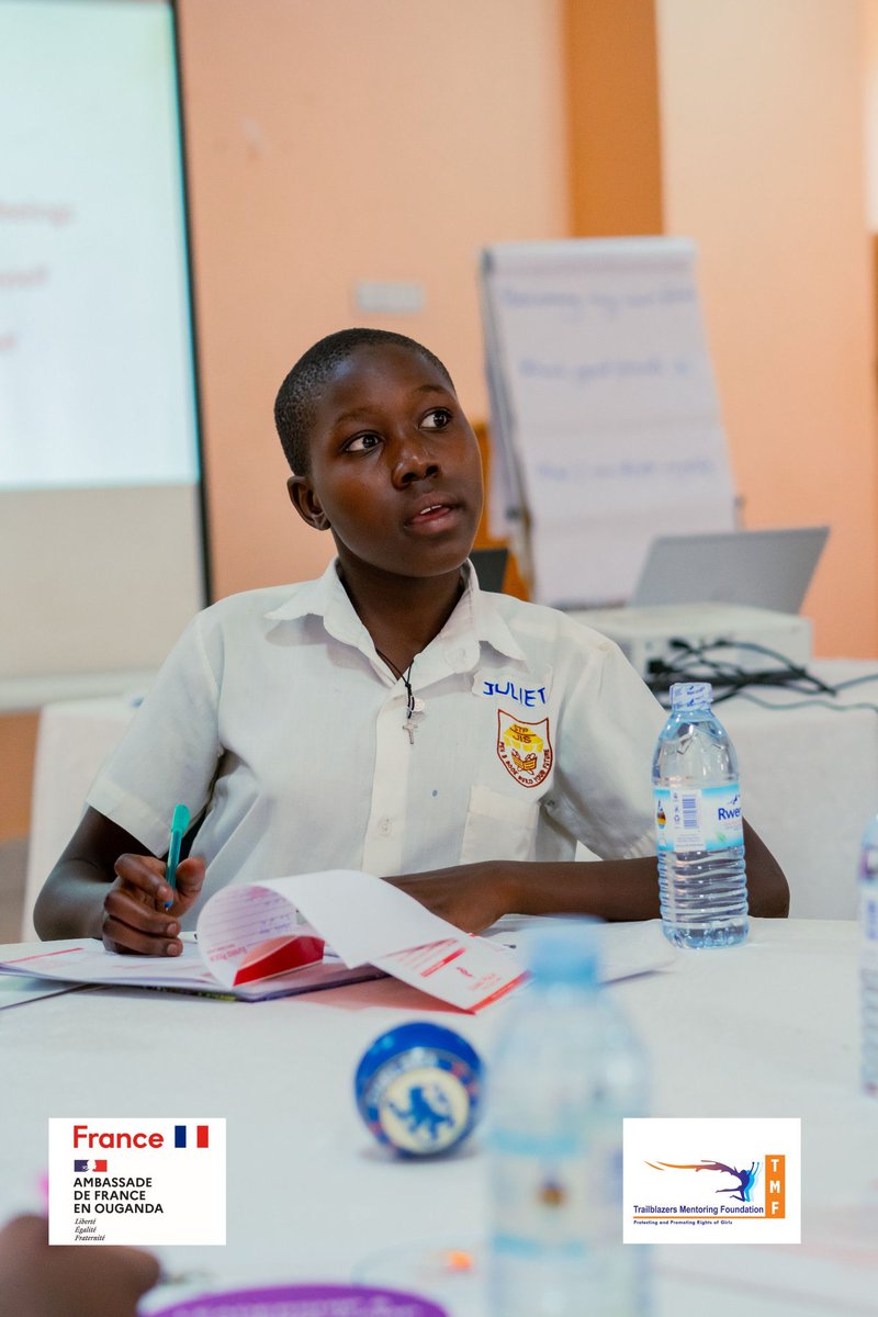 CGVSUganda's tweet photo. …She took the leaders through a self reflection exercise and wow, a lot of impact has been created.
The girls are more energized with more power of self control, making decisions that cause real change in our societies as we strive towards ensuring school #ReEntry for more girls https://t.co/tJ88CvJG4S