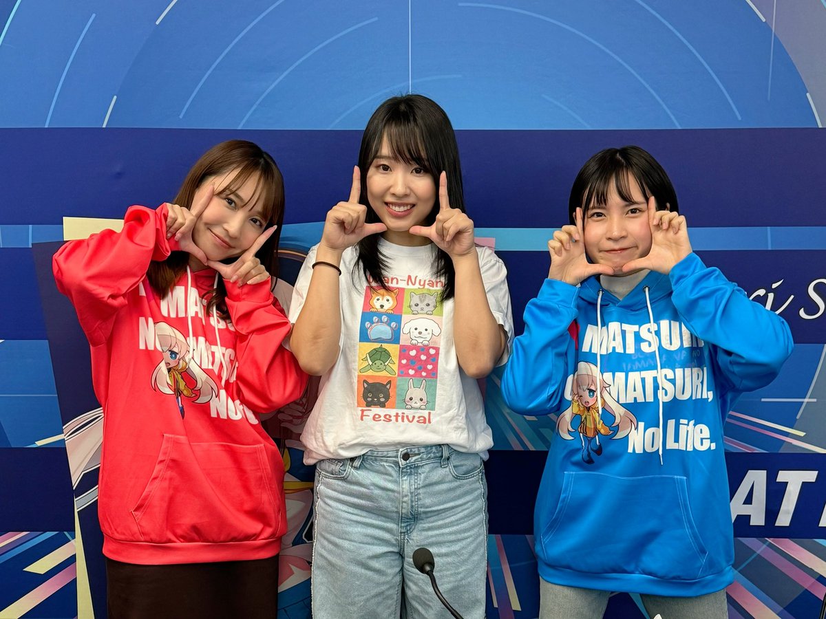 高木真備選手のサイン入りスマホスタンド 高木真備 サイン入りスマホ